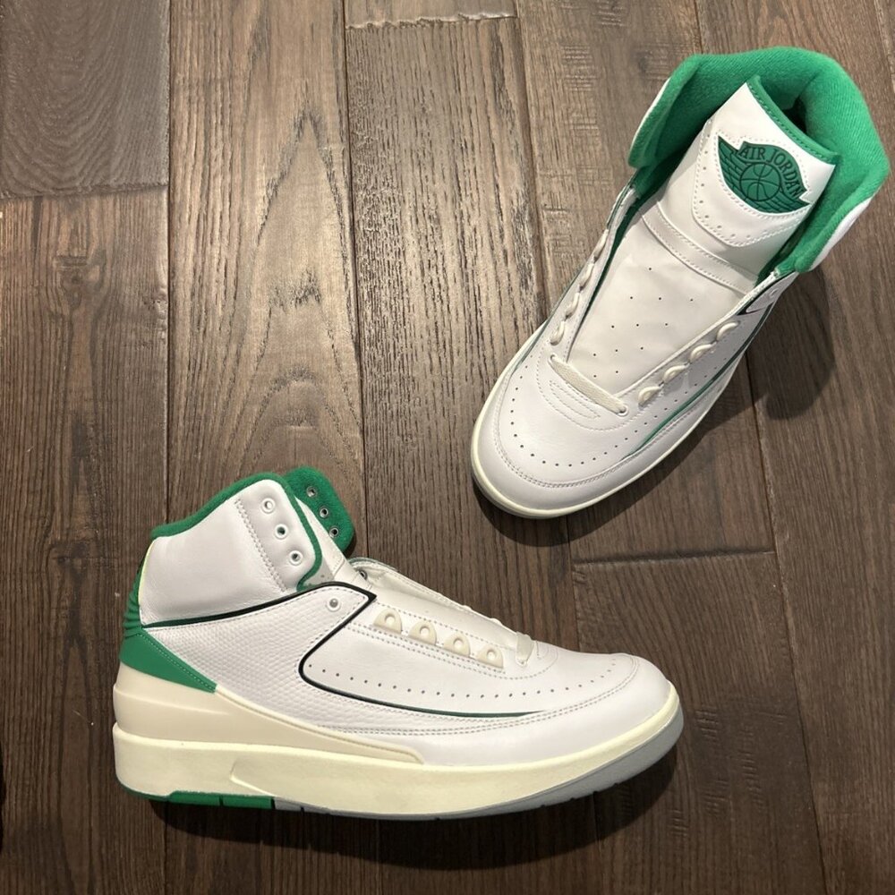 Air Jordan 2 Retro Sneakers Men's Size 11 White/ Lucky Green DR8884-103